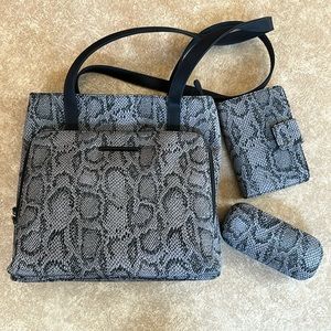 NWOT Worthington Purse